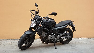 Suzuki Gladius mit ABS für Klasse A